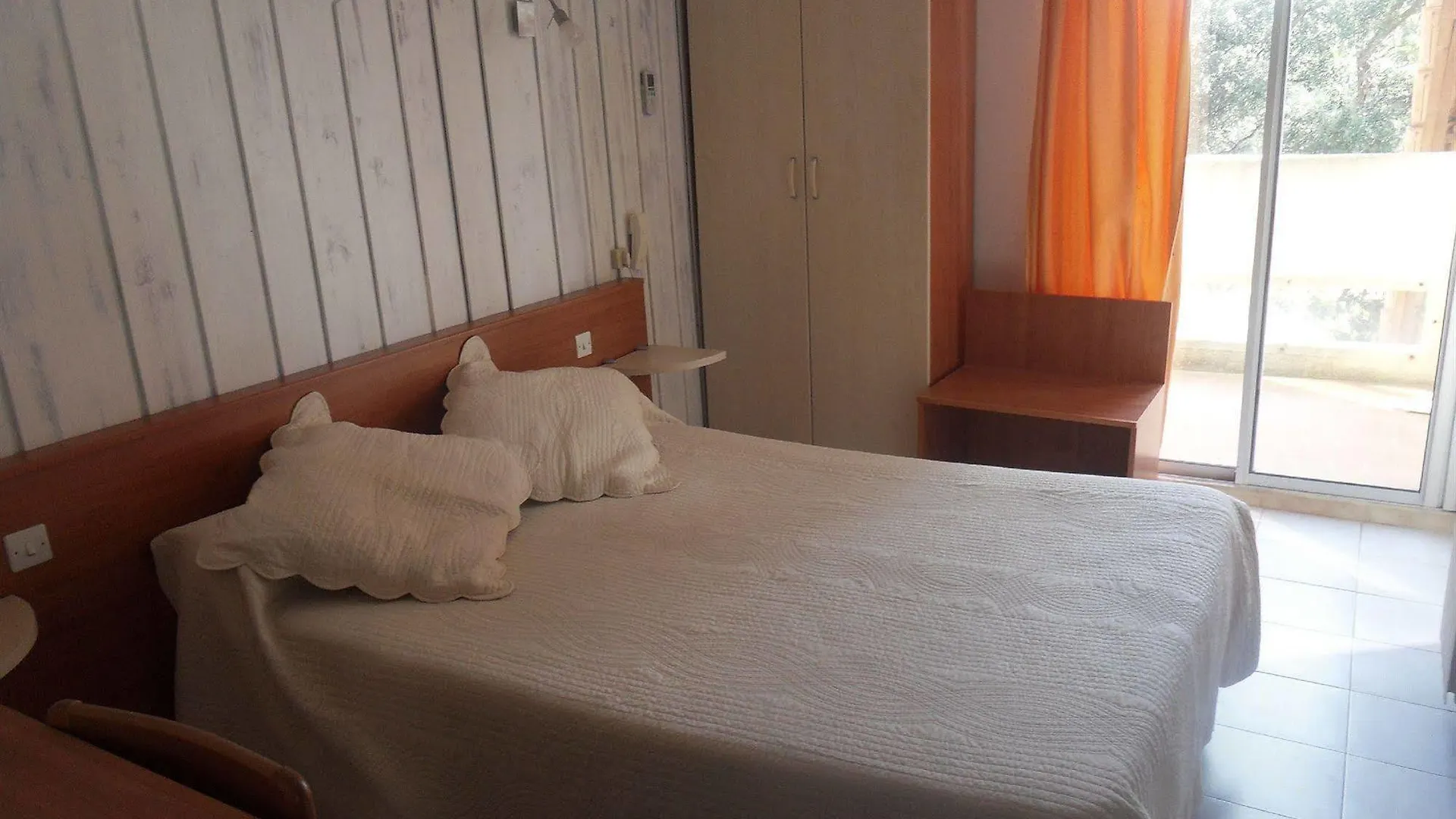 Hotel La Voile Bormes-les-Mimosas 3*,  France